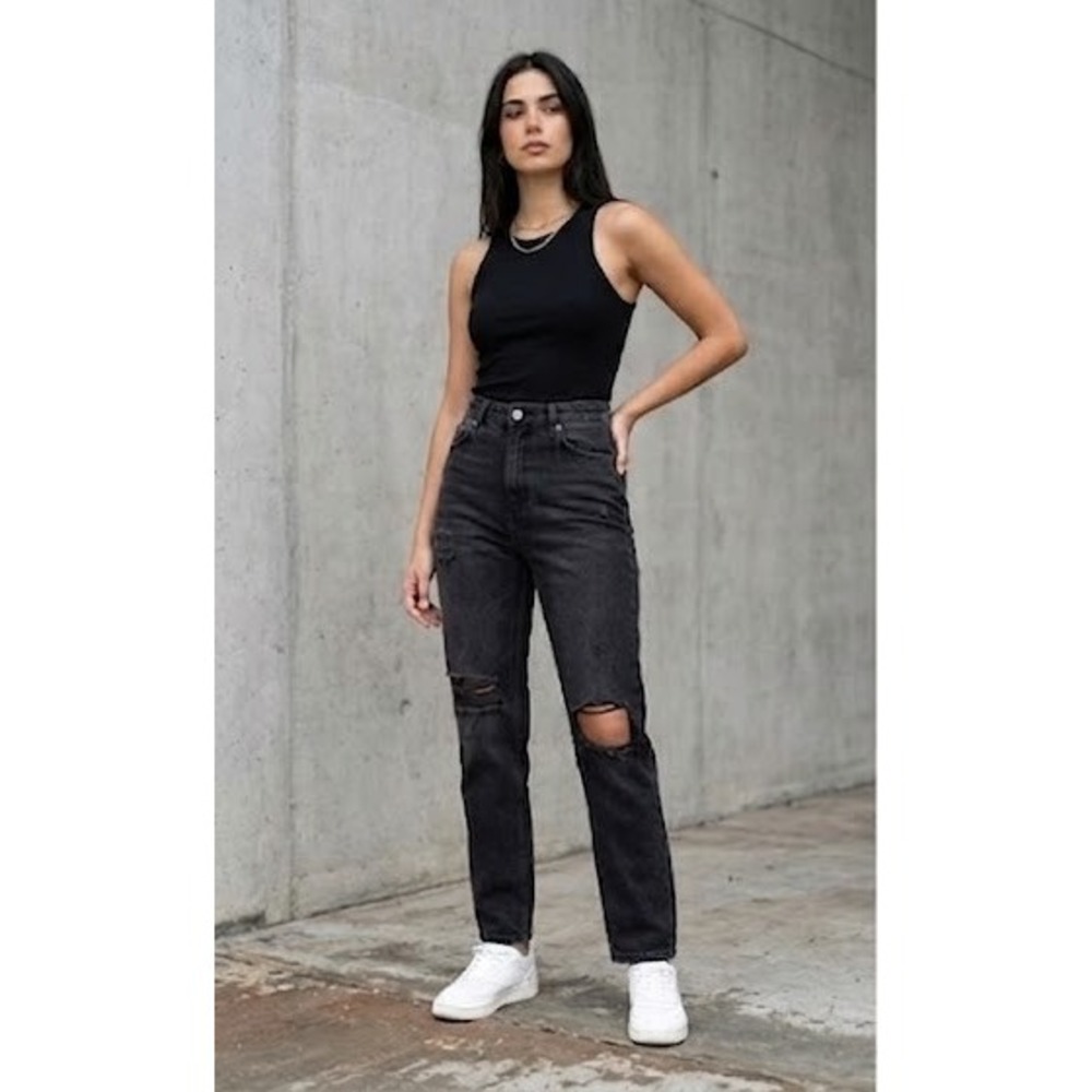 NWT ZARA High Rise Jeans Black Distressed Washed Ripped Size 2